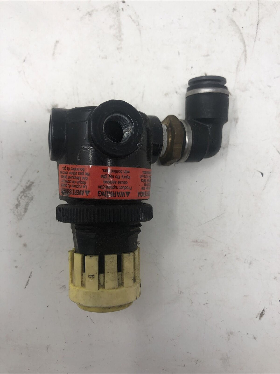 PARKER 1/4" PNEUMATIC REGULATOR 14R11FC 300PSI - NOS