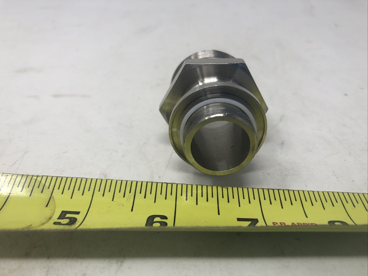 SWAGELOK FITTING MALE 5/8 TO ~7/8 MALE CONNECTOR COMPRESSION - PREOWNED