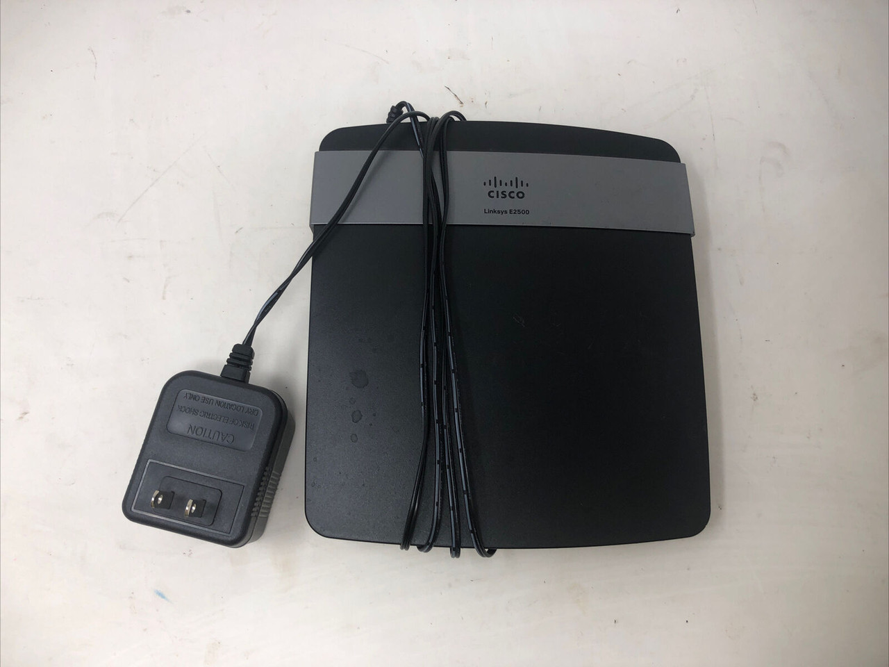 LINKSYS CISCO E2500 10/100 ETHERNET ROUTER - PREOWNED