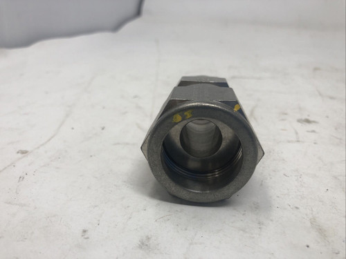 SWAGELOK COUPLING 1" TO 3/4" SS316 - PREOWNED