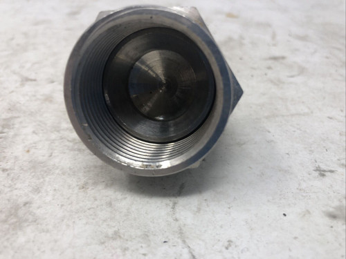 SWAGELOK FITTING HYDRAULIC 1 1/4" CAP - PREOWNED