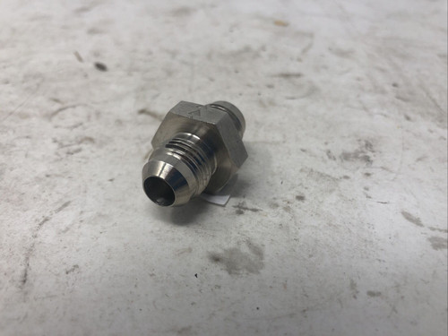 SWAGELOK COUPLER 1/4" TO 1/4" SS316 - PREOWNED