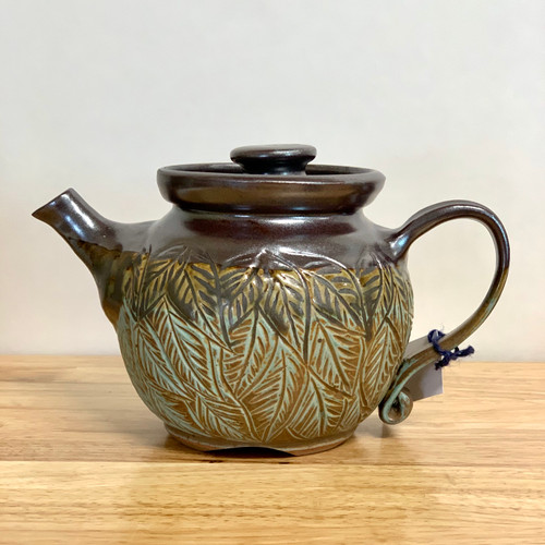 Handmade Pottery Teapot w/ Carved Leaf Design 32oz