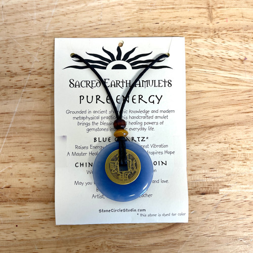 Earth & Art Pendant Stone Jewelry - Blue Quartz