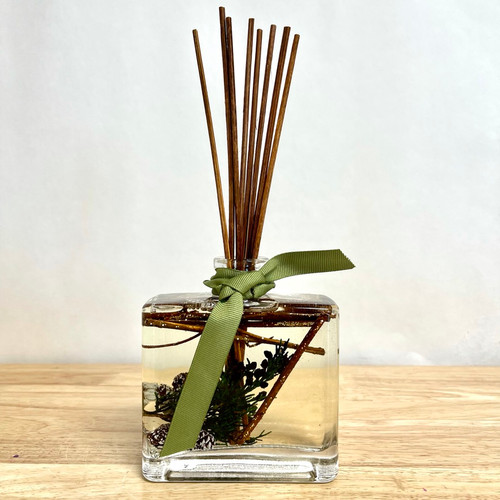 Evergreen Pine Botanical Reed Diffuser Evergreen Pine Botanical Reed Diffuser