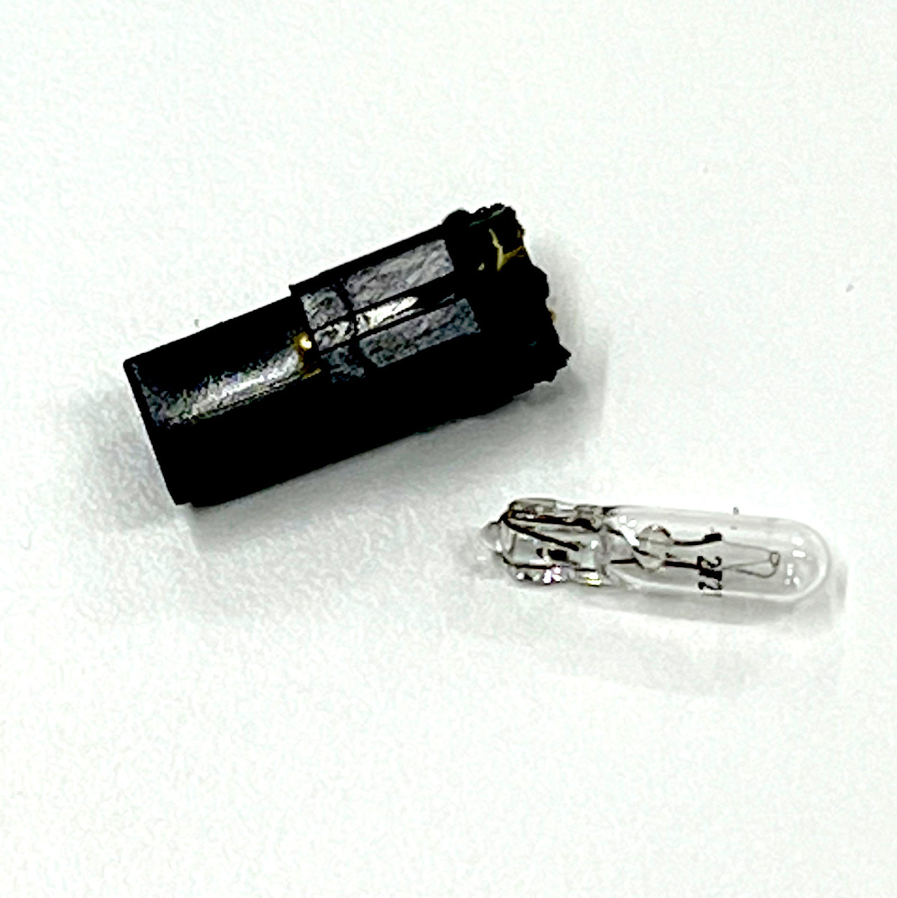 Square Bulb Socket w/ Bulb for Instrument Panel Light for VW T2 Bus 1968-1979