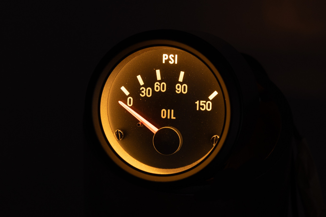 EMPI Drivers Series Oil Pressure Gauge - 52mm Classic VW Compatible, 0-150 PSI Range