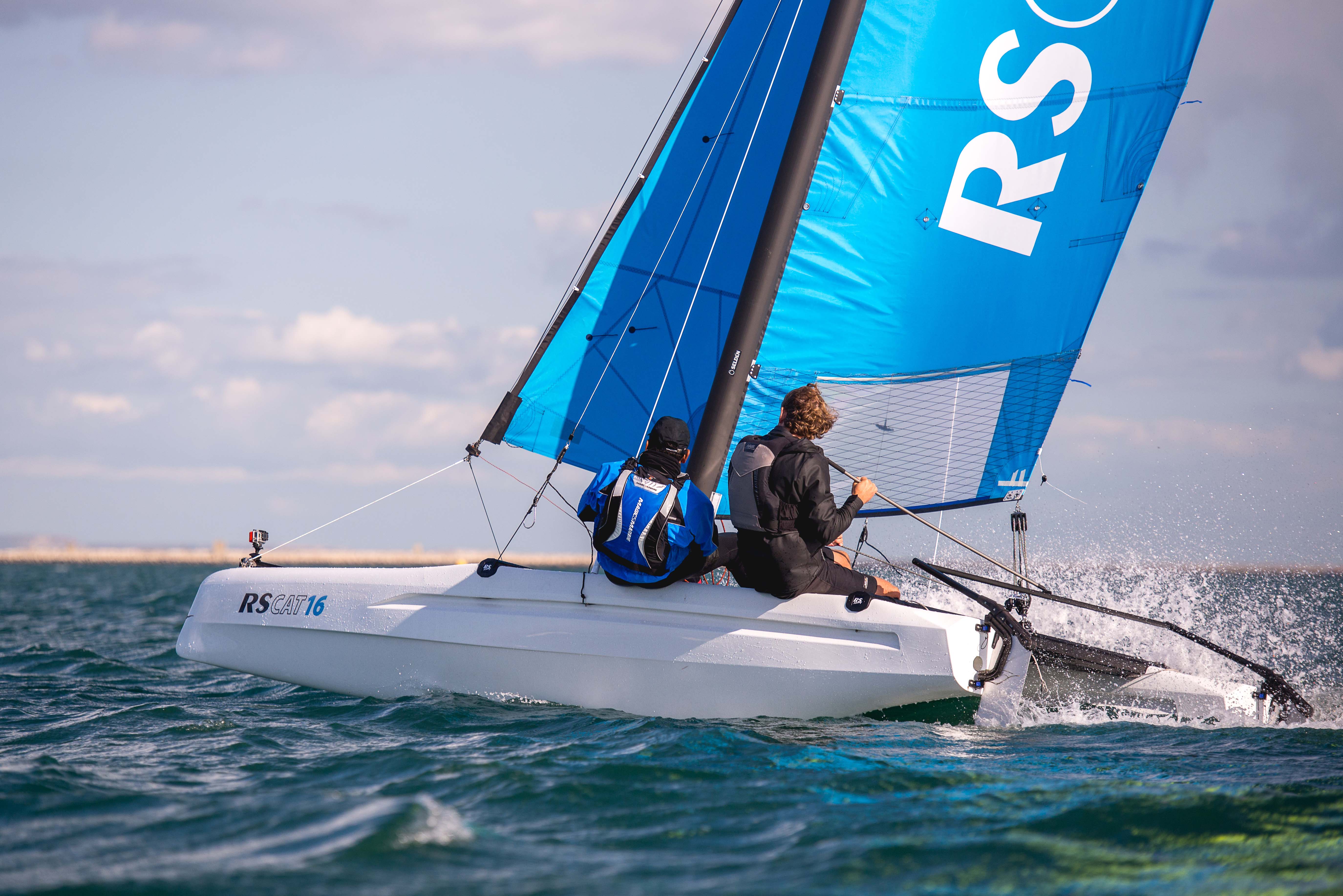 catamaran rs cat 16