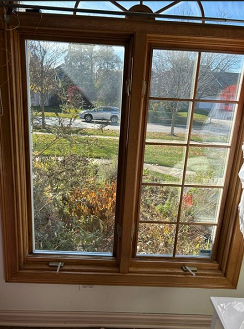 Thomas Holcer :  5/8 Full Surround  2 boxes wide x 5 boxes tall wood grille for Hurd 2355 casement (will come with hinnden clip system (special order 8 week lead time)