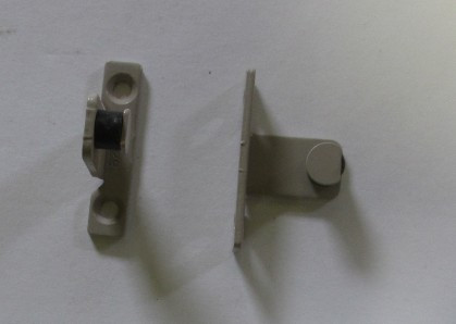  Keeper (mirage)with roller Set of (2) with screws fits casement from 11/9/98 to 3/15/04 175795