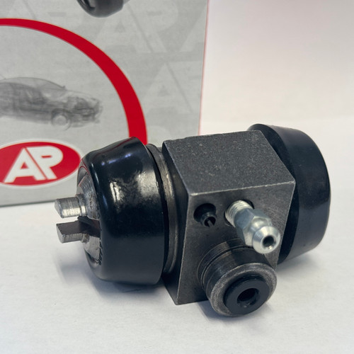 Wheel Cylinder MGB GT 1968 c138401 to 1975 AP