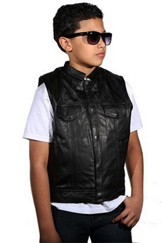 WOMENS MOTORCYCLE BLACK LEATHER VEST w// FRONT SNAP CLOSURE /& POCKETS SA61