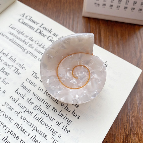 Small Round Swirly Seashell Claw Clip, Ivory