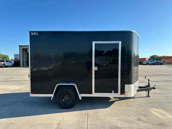 10' ENCLOSED TRAILER