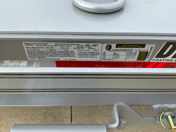 DIAMOND C EQUIPMENT TILT TRAILER DIAMOND C EQUIPMENT TILT TRAILER