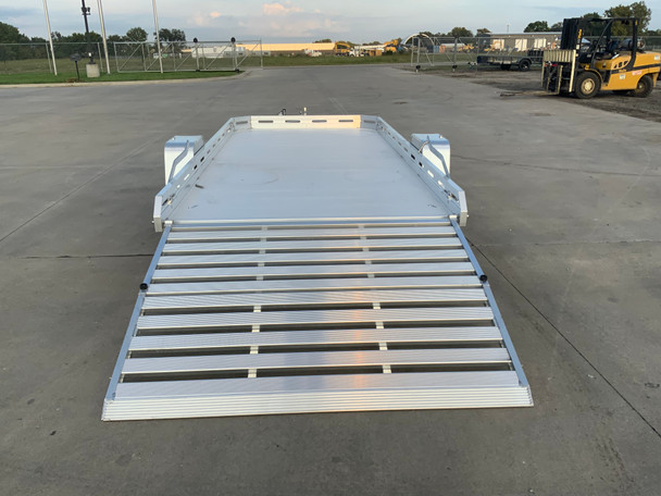 2026 ALUMA 7814 BIFOLD TAILGATE 2026 ALUMA 7814 BIFOLD TAILGATE