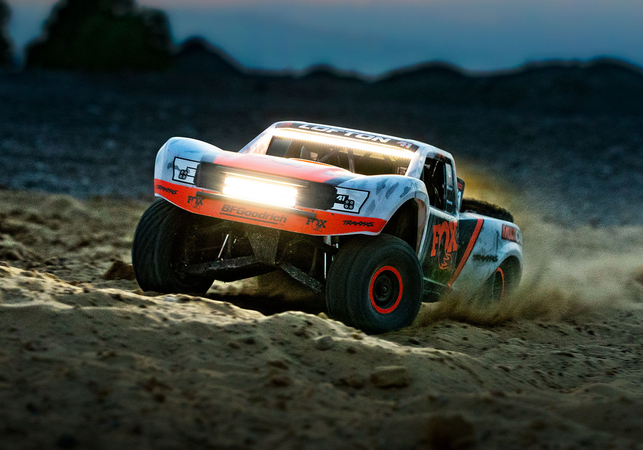 Desert Rally Racing RC Car Off-road Vehicle Dual-mode Model Car Kits 1/9  4WD 