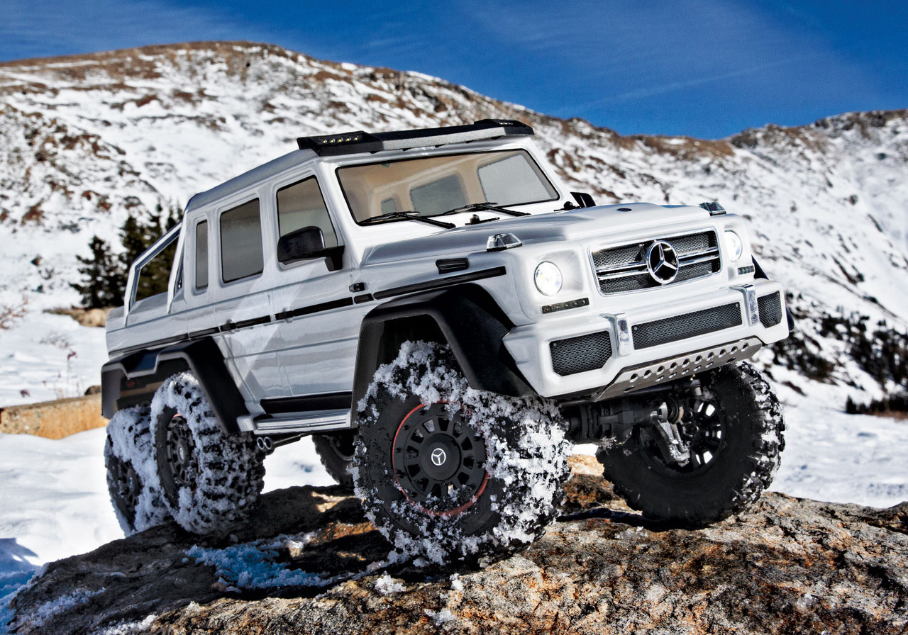 Traxxas TRX-6 Mercedes-Benz G 63 AMG 6x6, White (TRA88096-4-WHT)