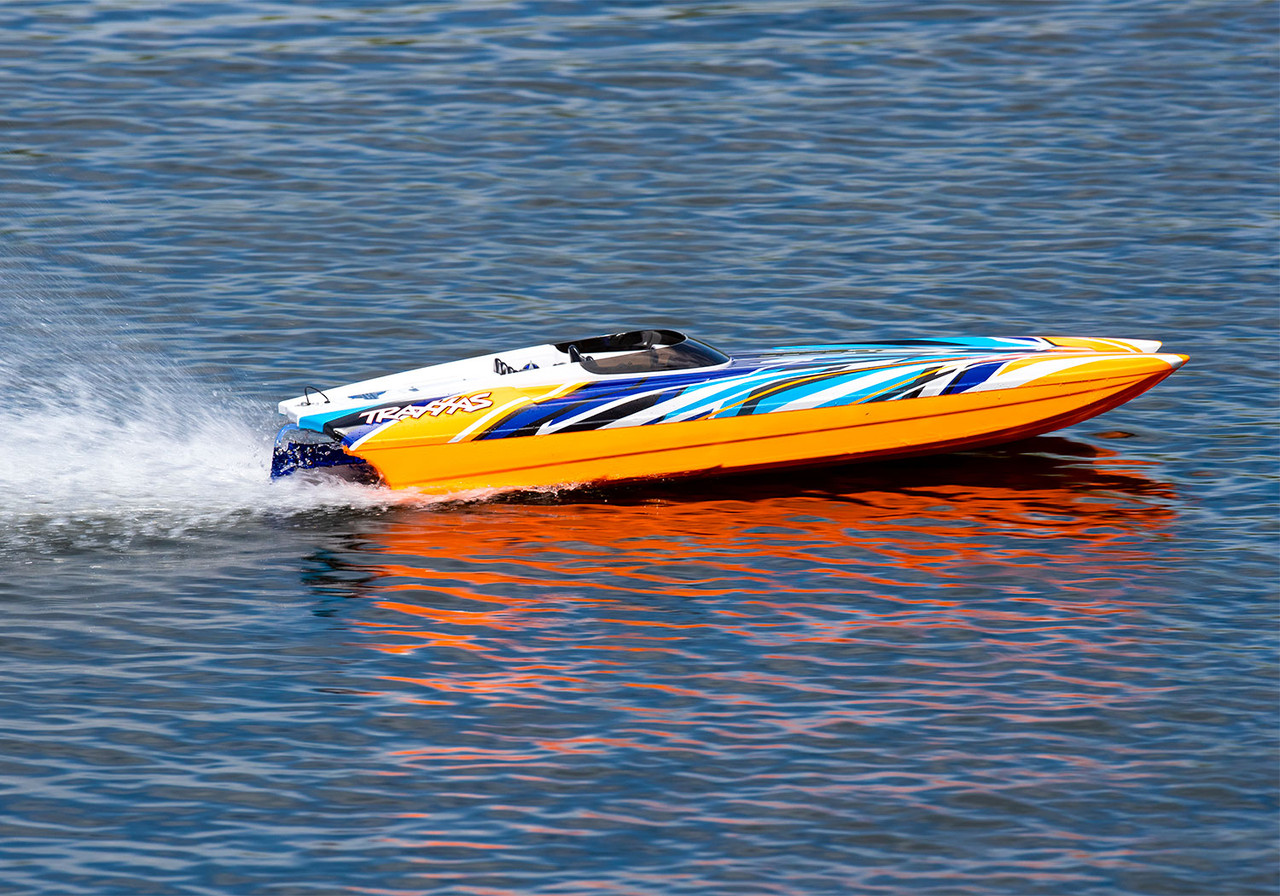 traxxas m41 widebody 40 catamaran