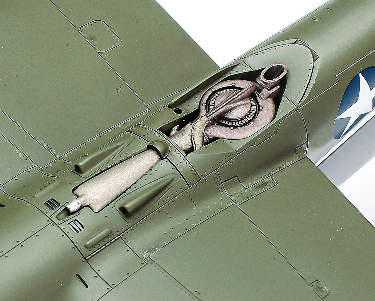 Tamiya 61120 1/48 P-38F Lightning Build Review