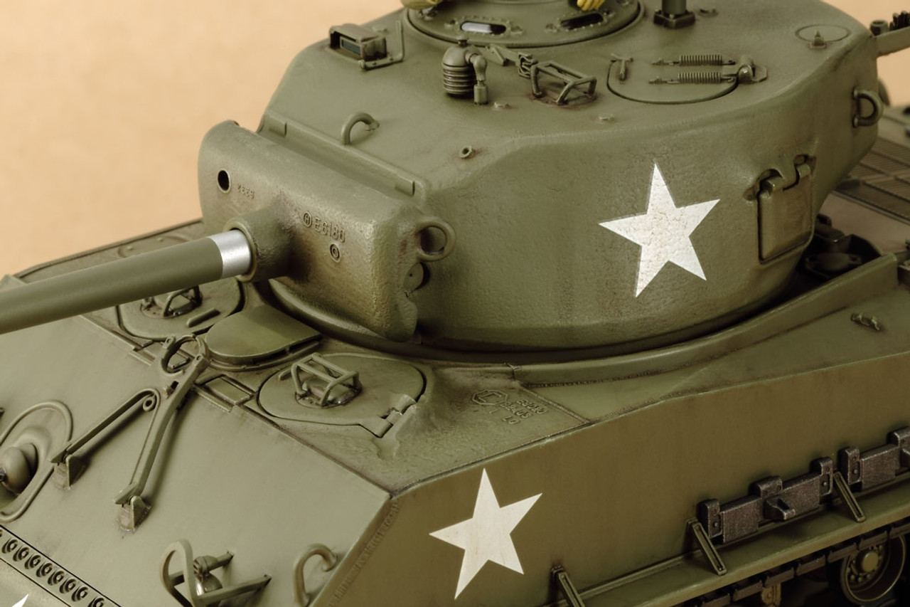 タミヤRC M4A3 SHERMAN U.S. MEDIUM TANK 1/35 Amazon.com: U.S. Medium Tank M4A3 Sherman (w/Single Motor