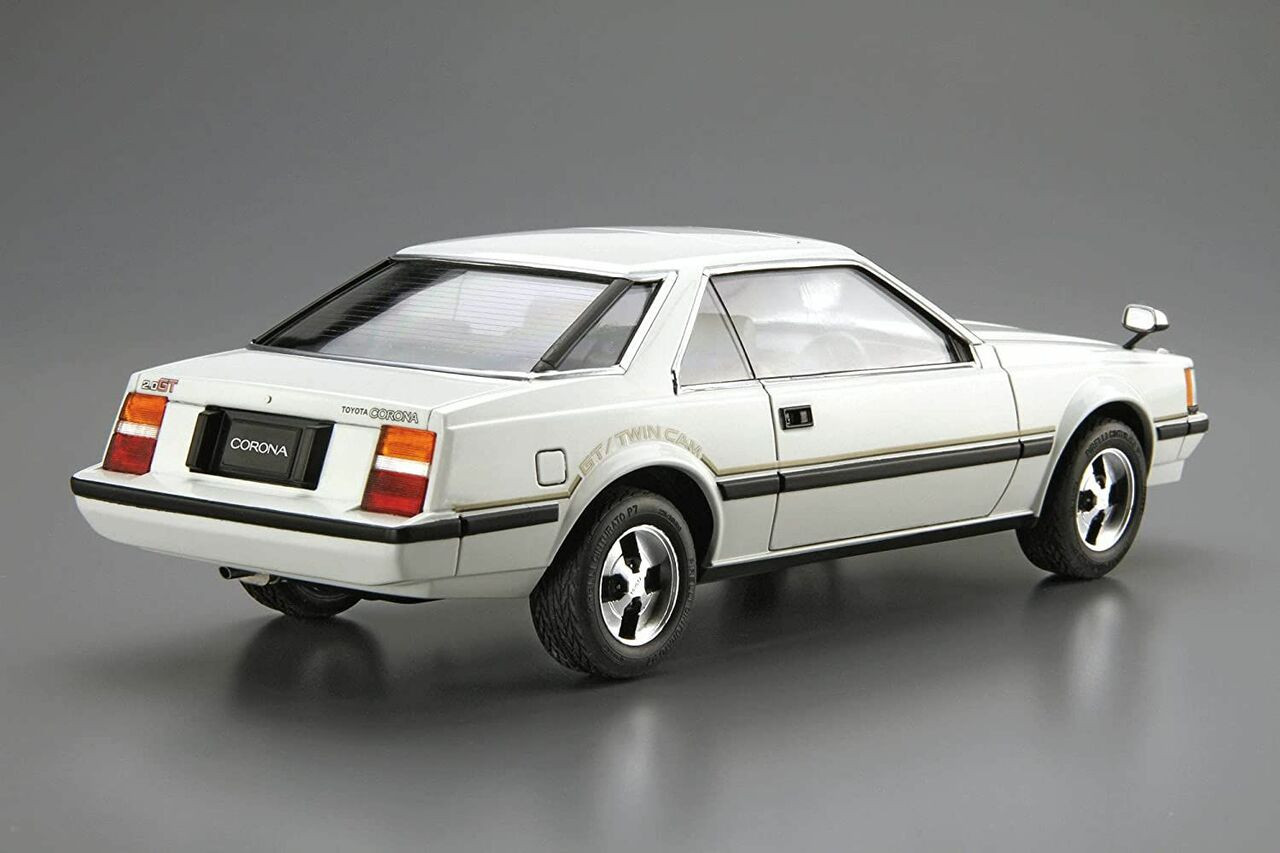Aoshima 62708 1/24 1982 Toyota Corona Hardtop 2000GT 2-Door Car