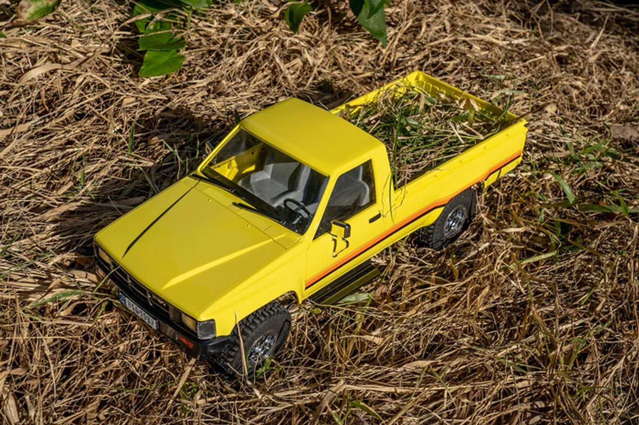 FMS 1:18 TOYOTA Hilux RTR Yellow