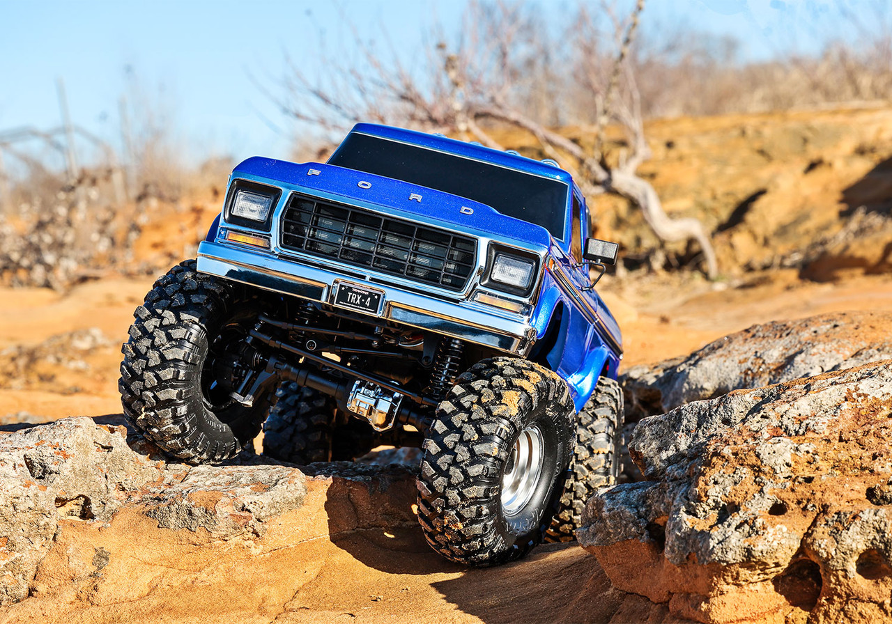 Traxxas TRX-4 Ford Bronco RC 4x4 Crawler RTR w/3S LiPo COMBO