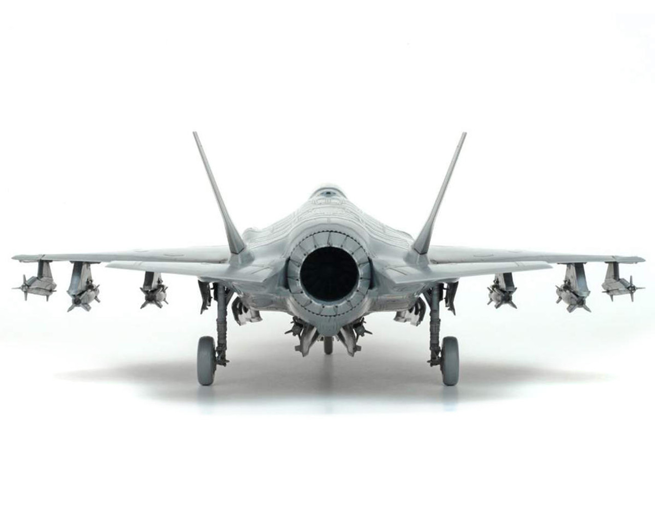 Tamiya 1/48 Lockheed Martin F-35A Lightning II Model Kit - Small Addictions  RC