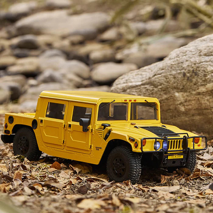 【希少】RASTAR HUMMER H1 SUV/SUT イエロー ラジコン 希少 HUMMER/ ハマー H1 SUV 1/6 BIGサイズラジコン - メルカリ