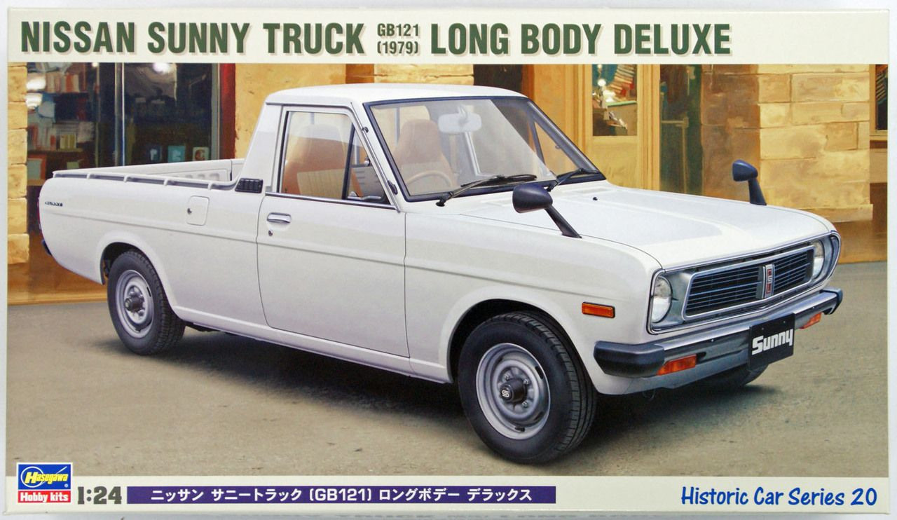 Nissan Sunny Truck プラモデル完成品　ケース付 24／1 Hasegawa 1/24 Nissan Sunny Truck Model Kit - Small Addictions RC