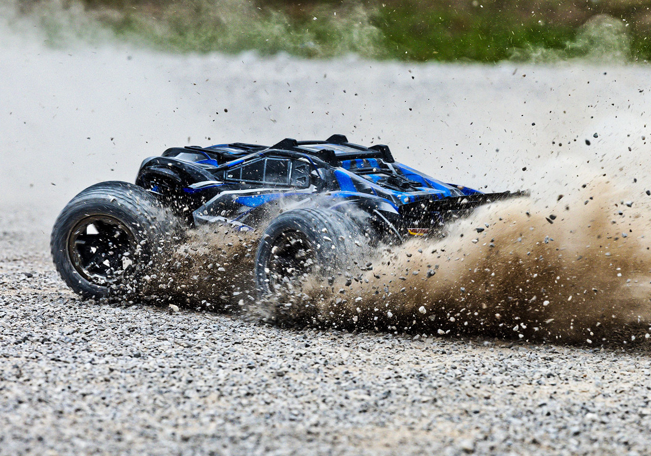 Traxxas Rustler 4x4 Ultimate 1/10 RTR Brushless Stadium Truck