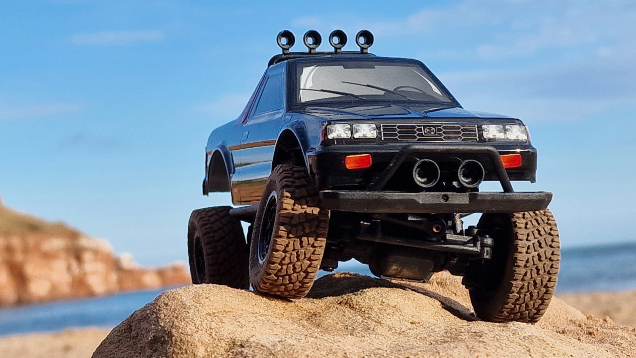 Carisma MSA-1E 2.0 Subaru Brat 1/24 4WD RTR Crawler - Small