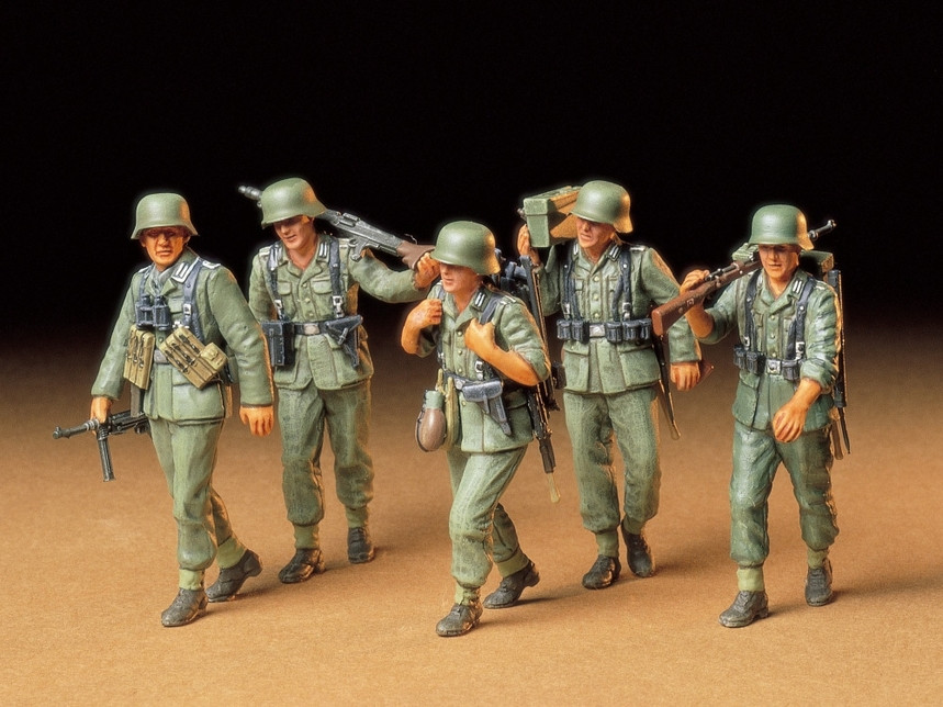 Tamiya 35184 German Machine Gun Crew 