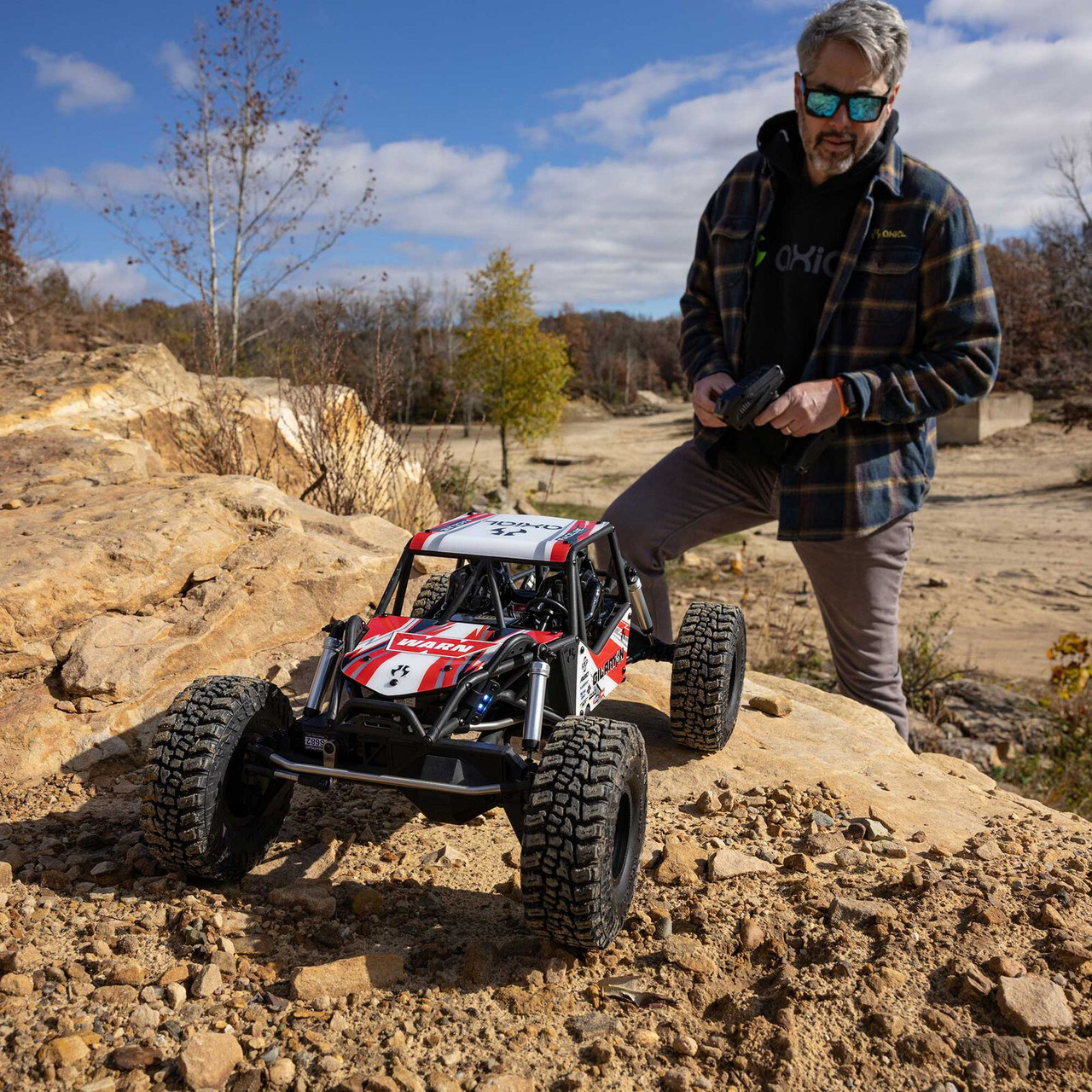 Axial 1/8 AXP8 Gilamon 2.2 4X4 RTR Brushed Trail Buggy, Red
