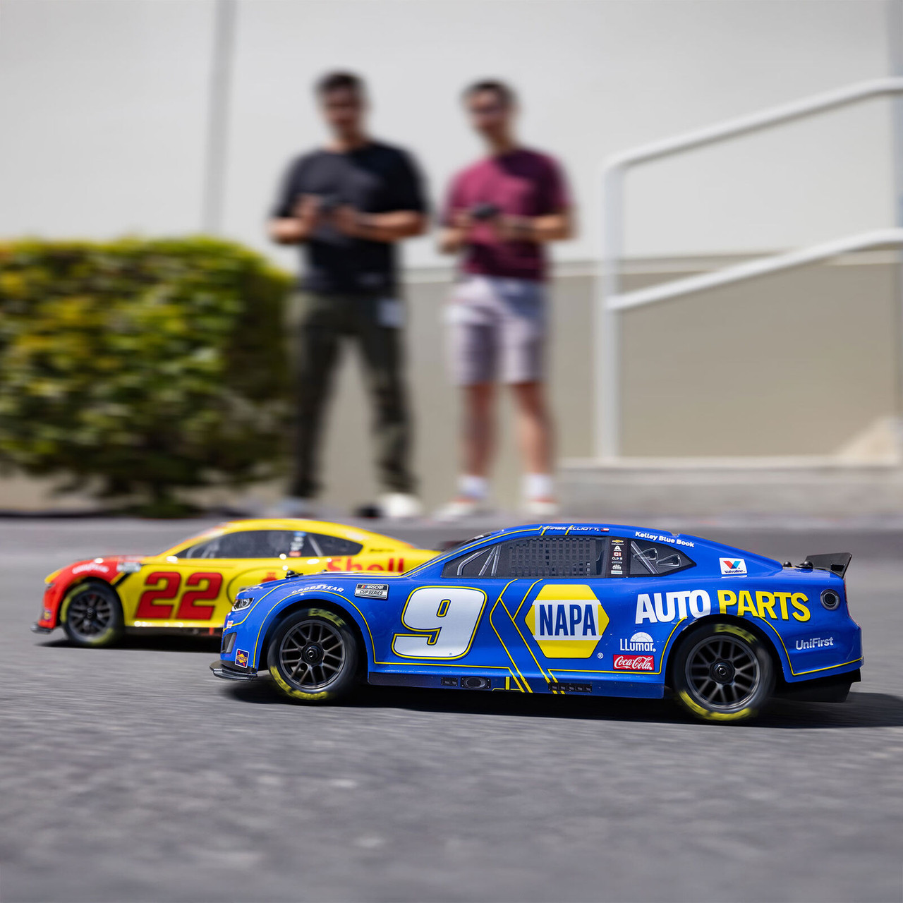Losi 1/12 NASCAR RC Racecar Chase Elliot No. 9 NAPA 2025 Chevrolet Camaro ZL1 2S AWD RTR Brushed On-Road 