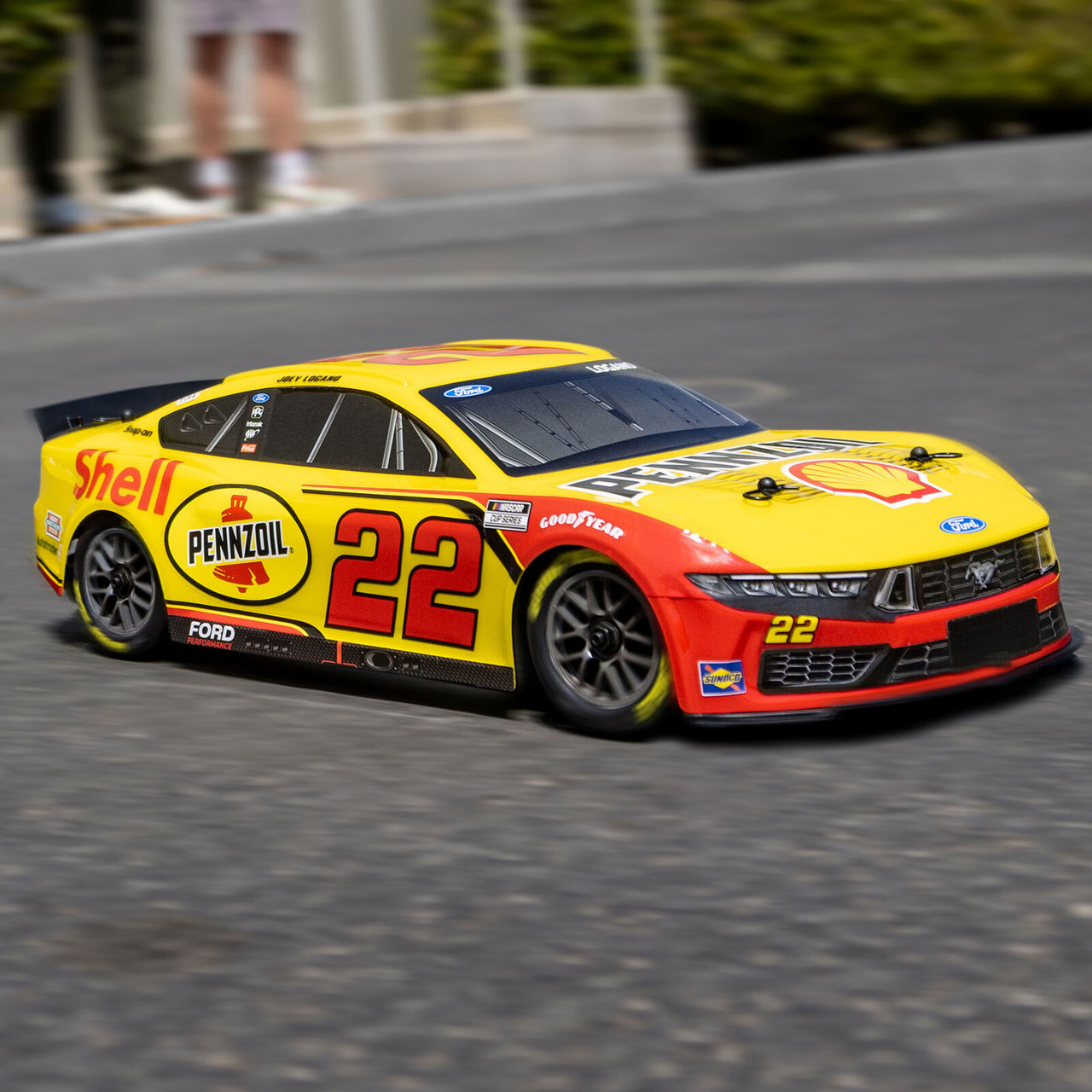 Losi 1/12 NASCAR RC Racecar Joey Logano No. 22 Shell 2025 Ford Mustang 2S AWD RTR Brushed On-Road