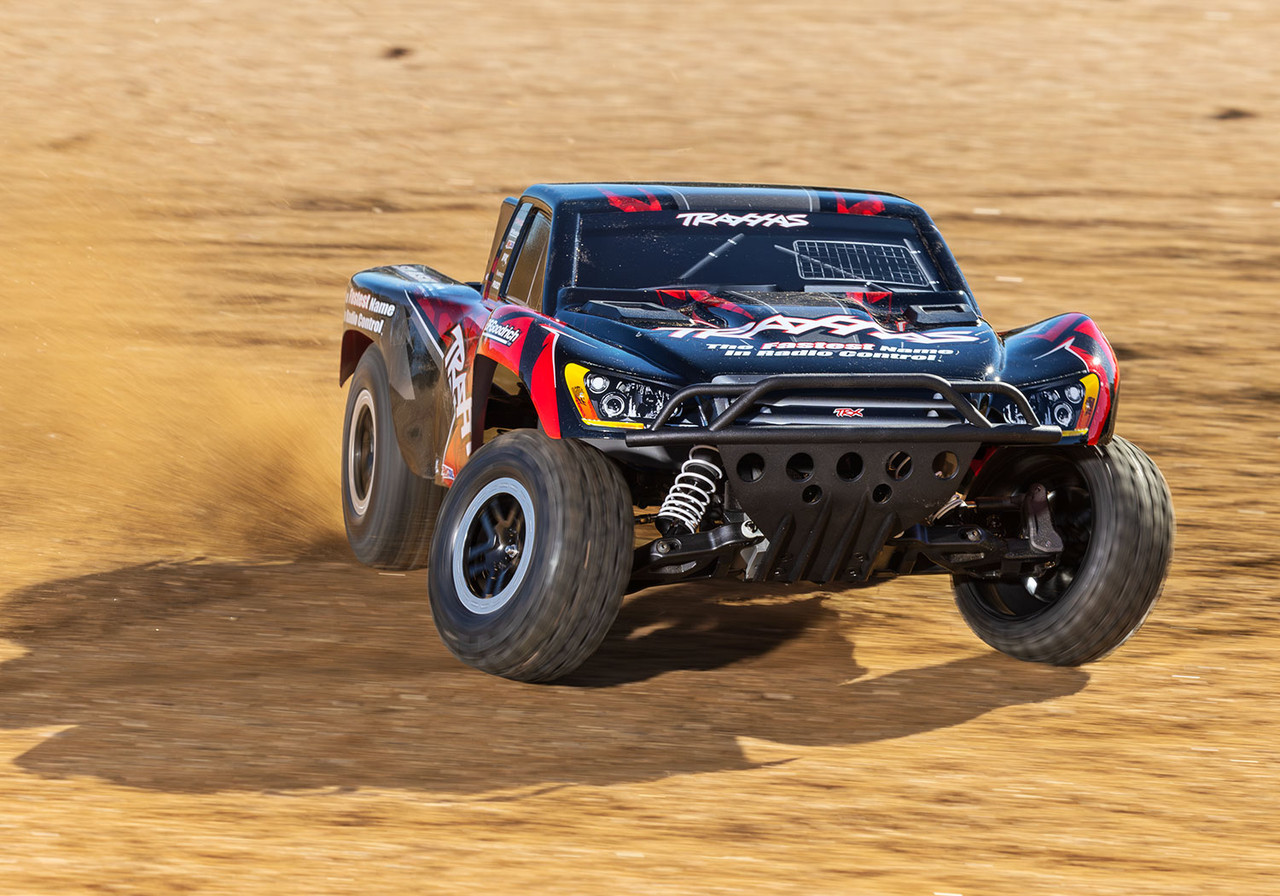 Traxxas Slash 58376-74-RED VXL 1/10 scale 2WD short course truck Extreme Heavy Duty, Red