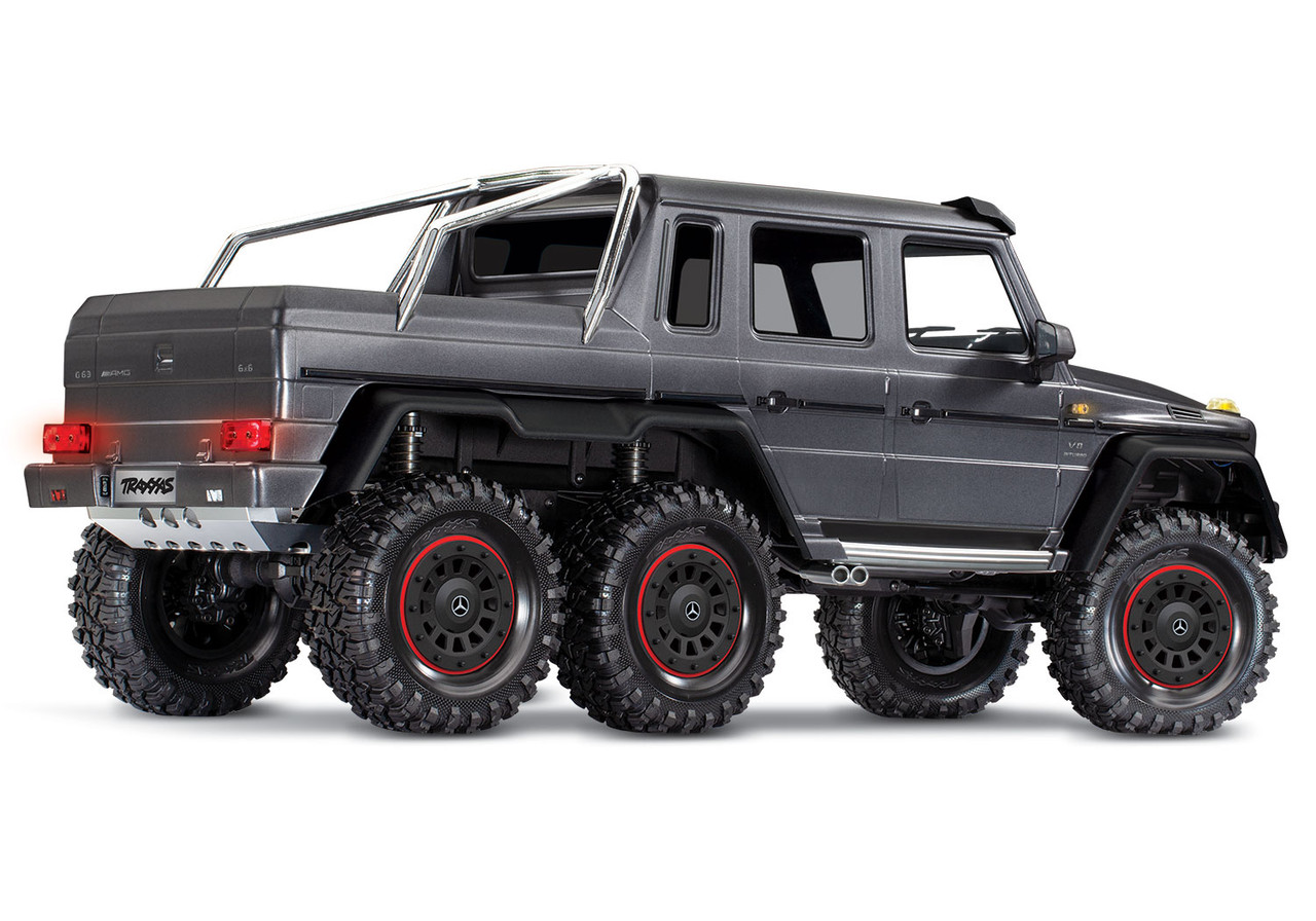 Traxxas 88296-4-SLVR TRX-6 Mercedes-Benz G 63 AMG 6X6 Clipless, Silver