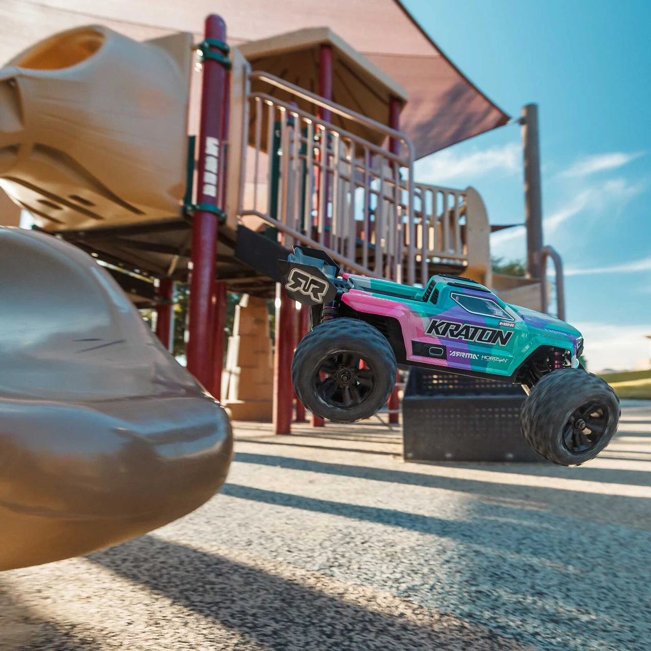 Arrma 2508ST2 1/16 Mini KRATON 3S DSC 4X4 RTR Brushless Speed Truck (3S Battery & Charger Included) , Teal/Pink