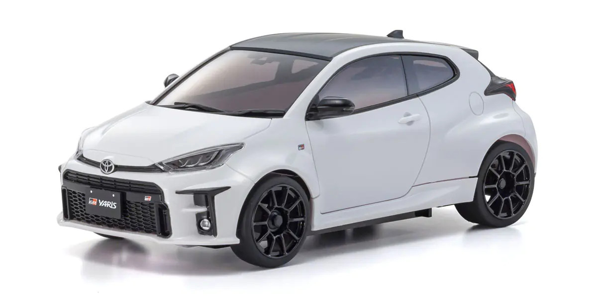  Kyosho 32360PW Mini-Z Toyota GR Yaris Platinum White Pearl Mica