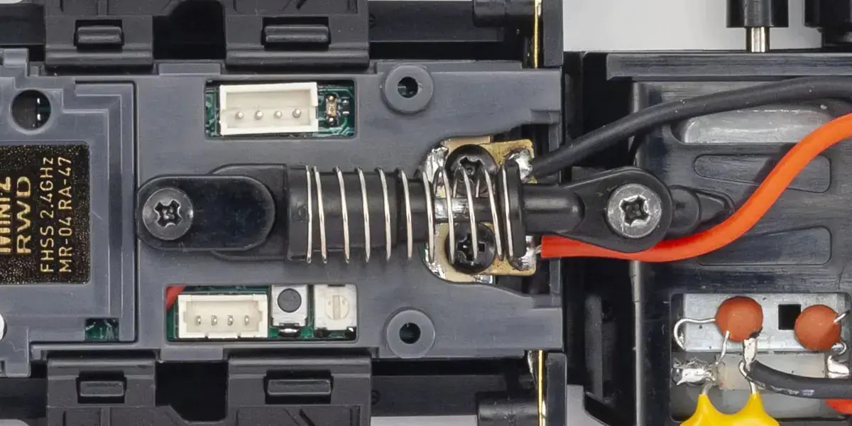  Kyosho 32363TQ MR-04 RWD Mini-Z Readyset w/Porsche 962C Coupe LH Body (Yellow/White) w/KT-531P 2.4GHz Radio