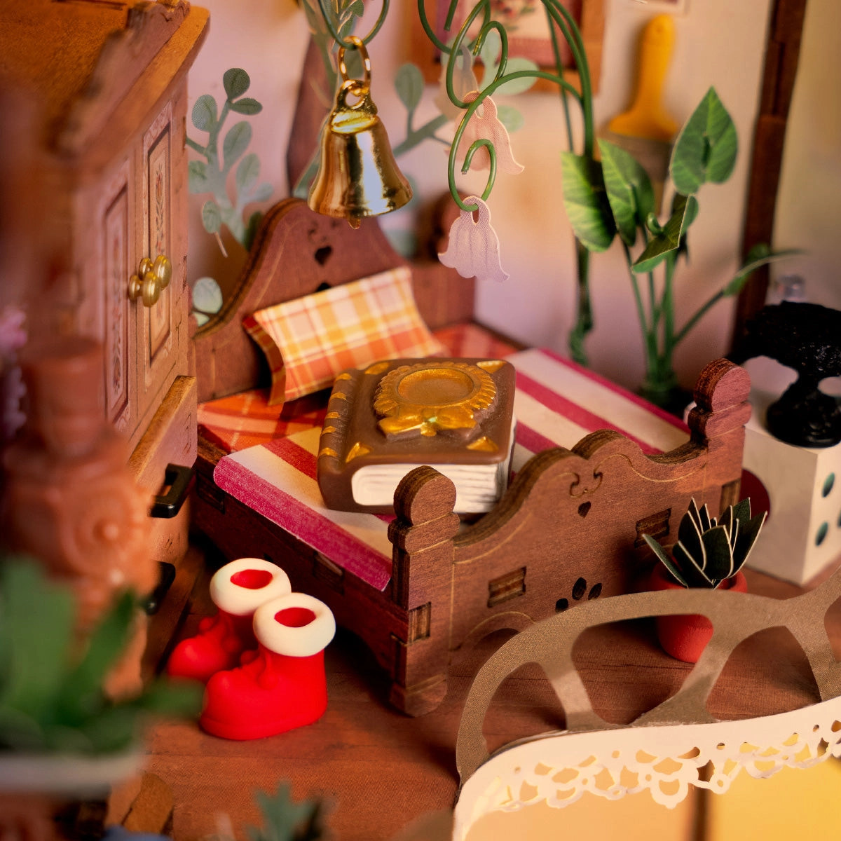 Rolife DG179 Fairytale Tree House DIY Miniature House