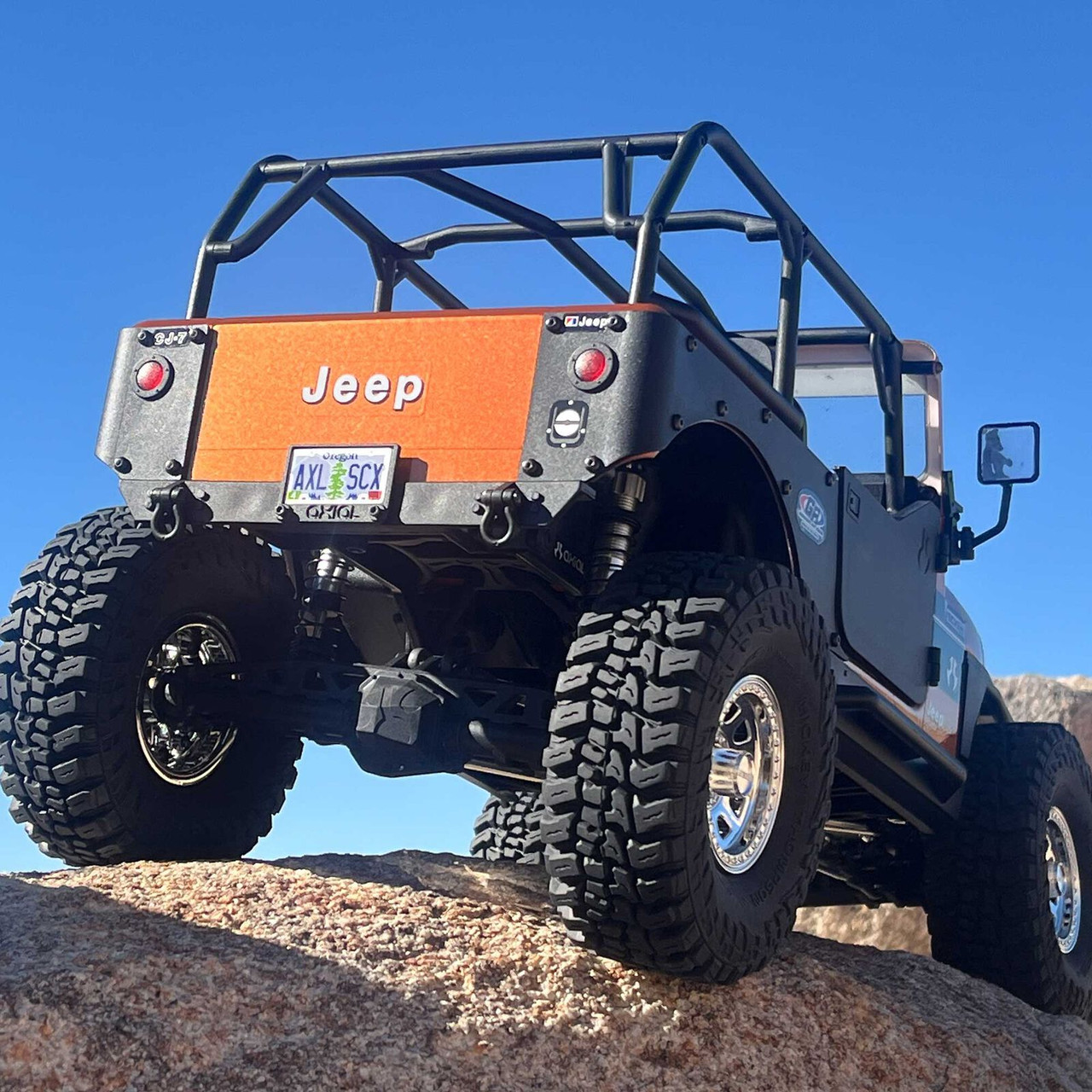 Axial 1/10 SCX10 III Jeep CJ-7 Copper