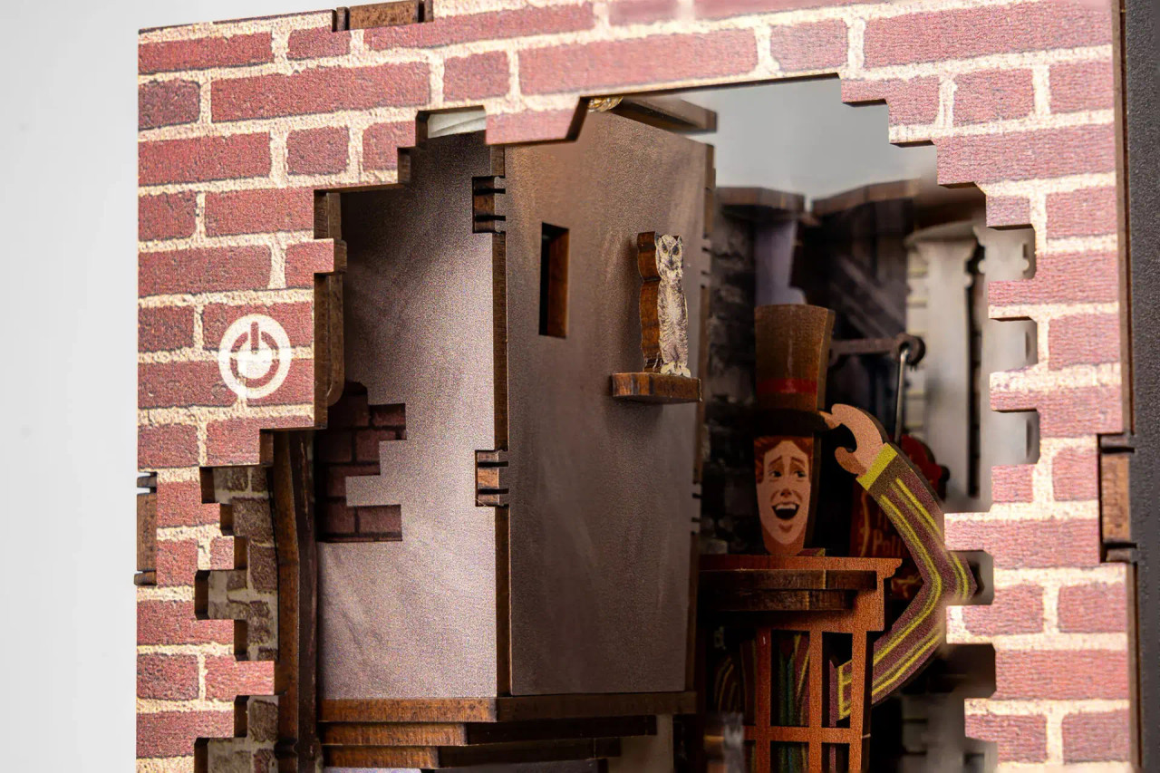  Revell 00530 Tiny Adventures – Harry Potter Diagon Alley Skill 14+