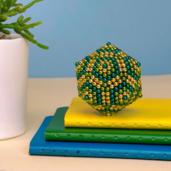 Speks 432 Fidget Magnets - Gradient Inspire Green
