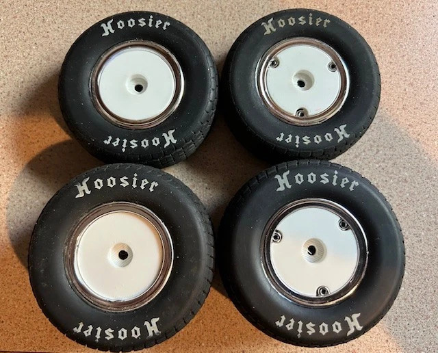  Racin Dots Losi GEN3 22S Sprint Car Wheel Covers, White