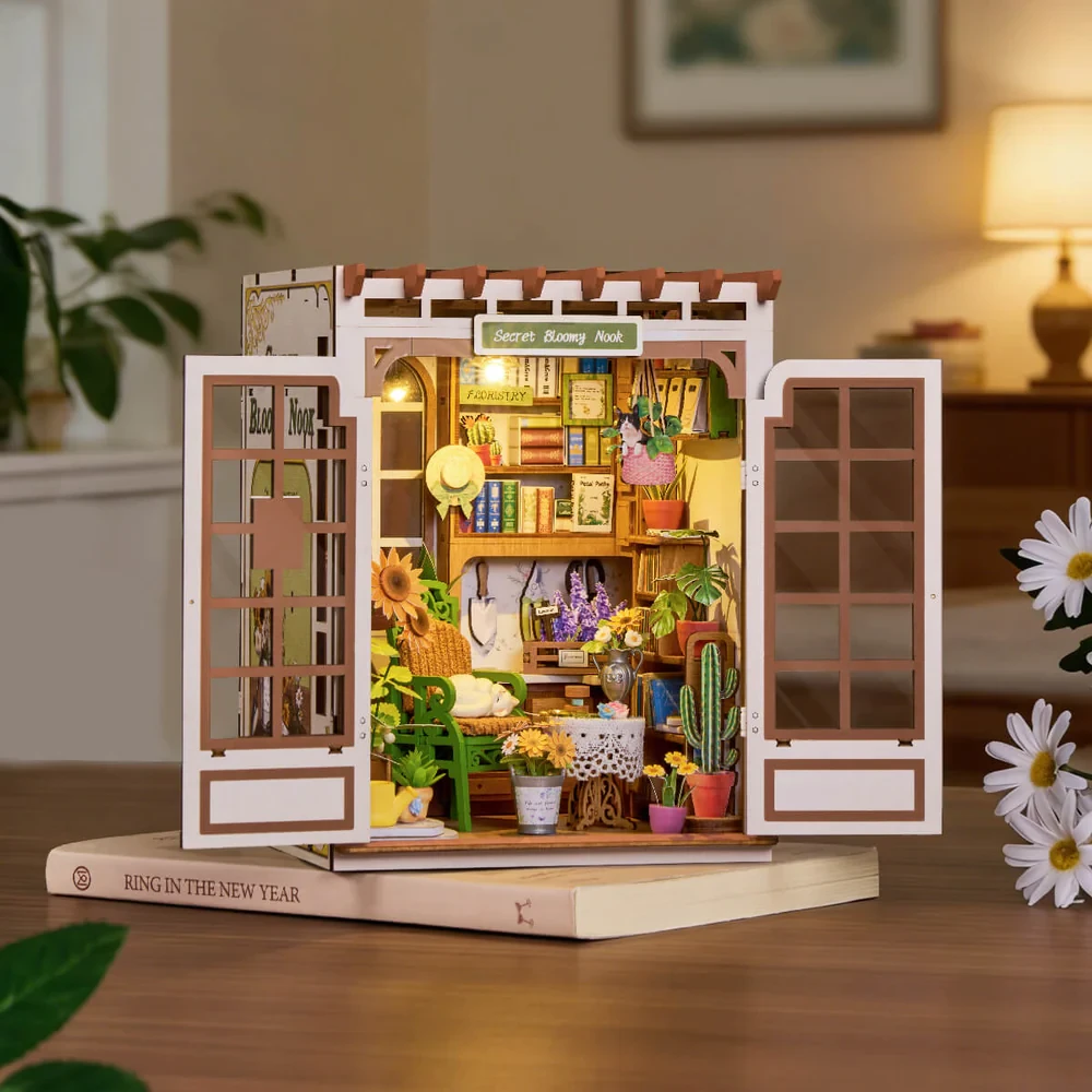  Rolife Secret Bloomy Nook DIY Book Nook TGE04