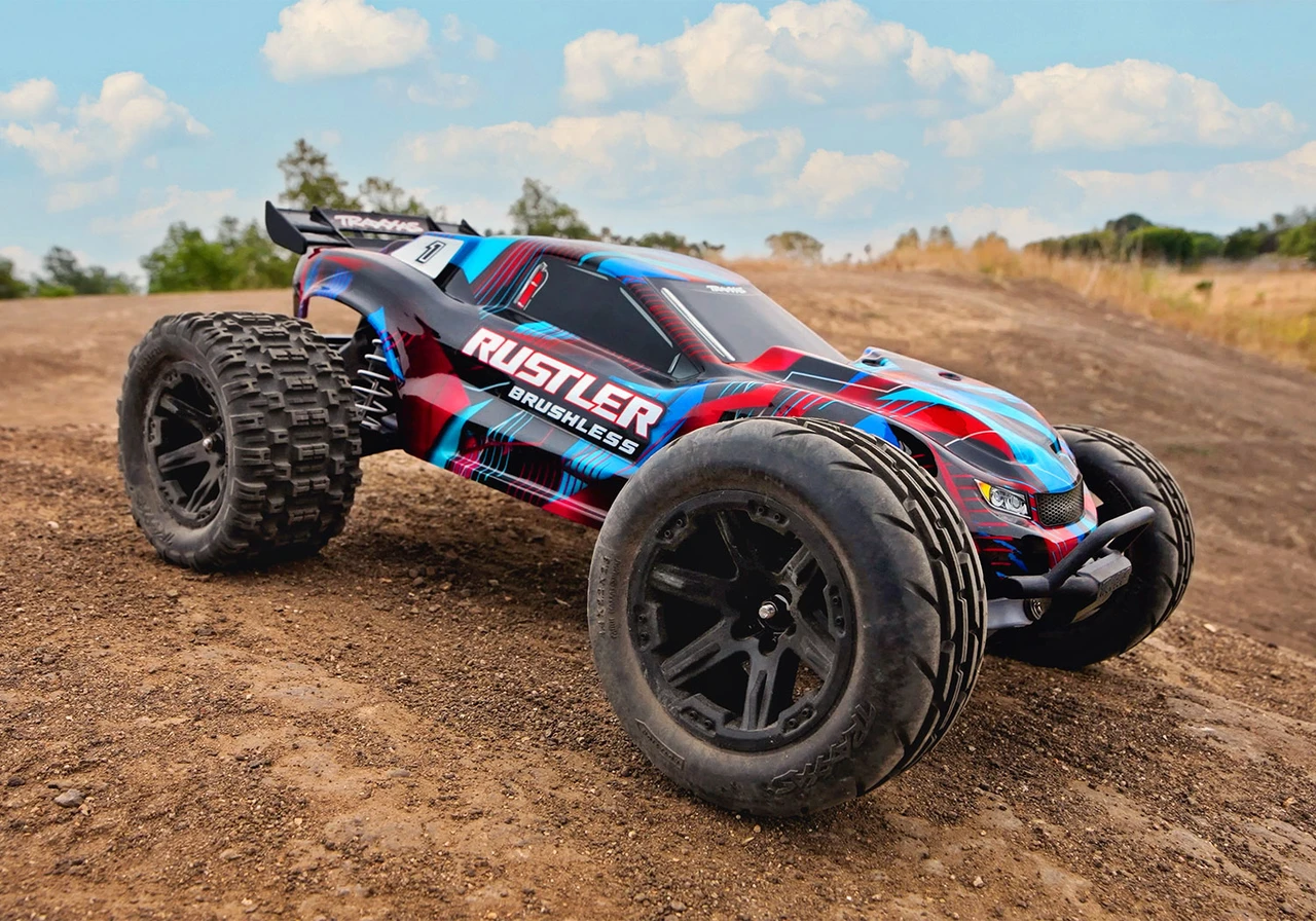 Traxxas 37454-4-RED Rustler 2WD Brushless, Red