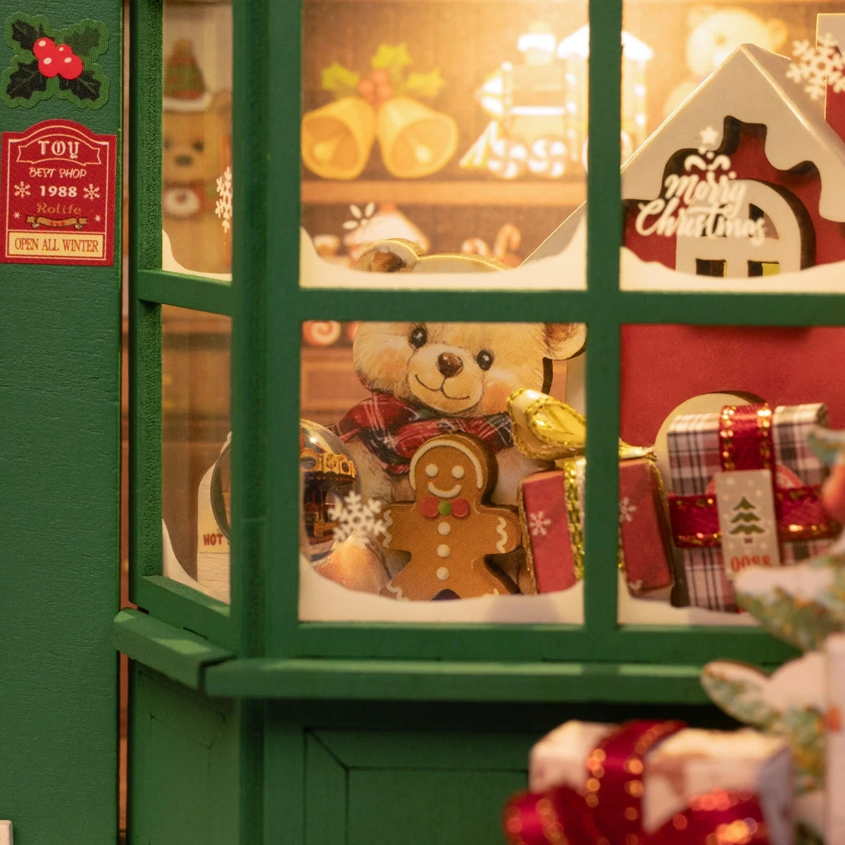  Rolife Santa's Toy Shop Story Frame DP006